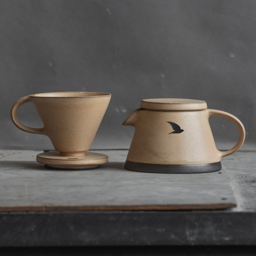 Przejdź do produktu Zestaw Czajnik+dripper Jasny